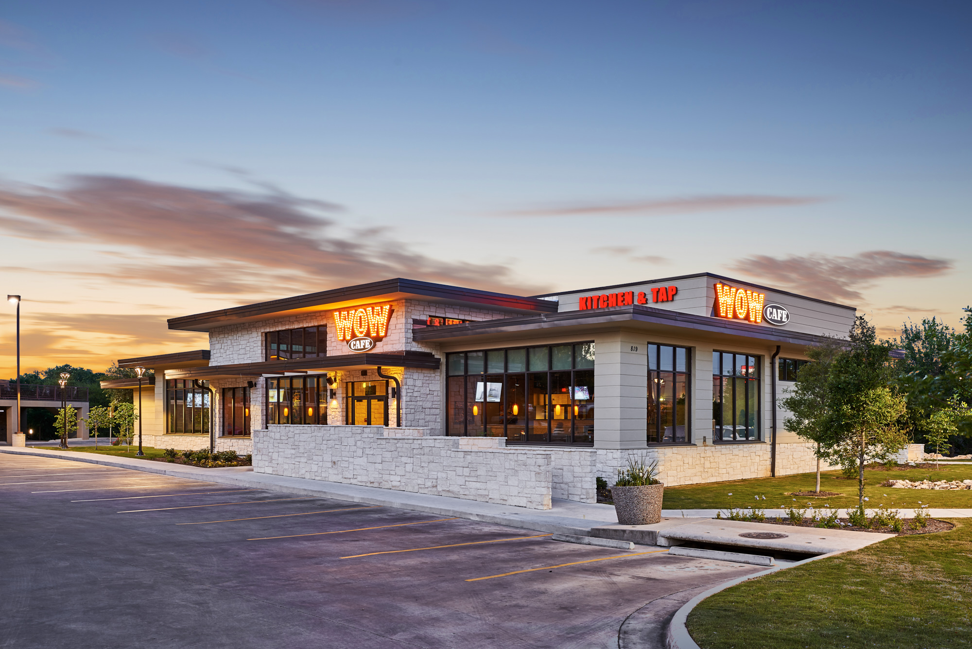 San Antonio TX Wow Cafe Restaurant Photography Interior Exterior 